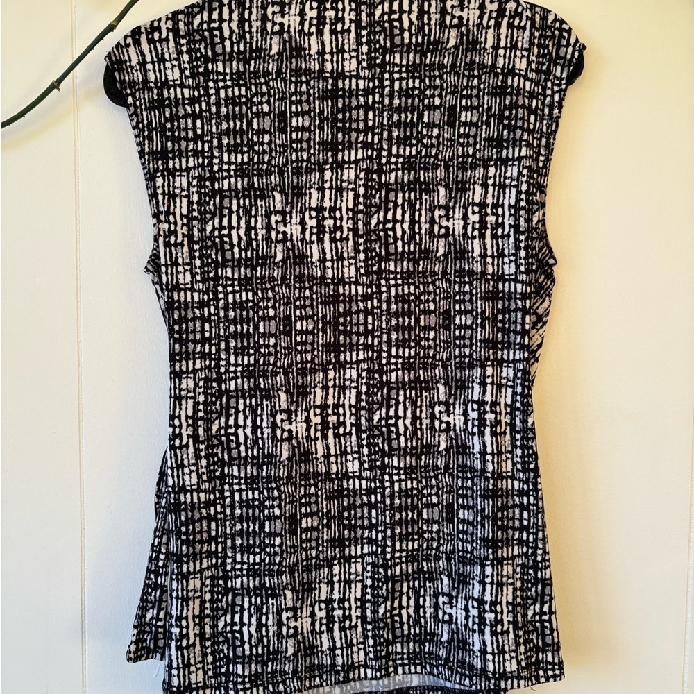 Ricki's Black/White Cap Sleeve Wrap Blouse | Size Medium - Picture 5 of 5